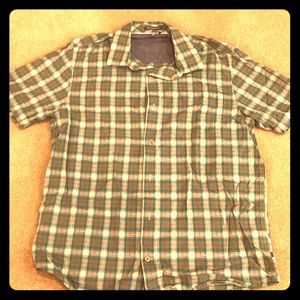 Toad & CO Men’s size Small Short Sleeved Shirt